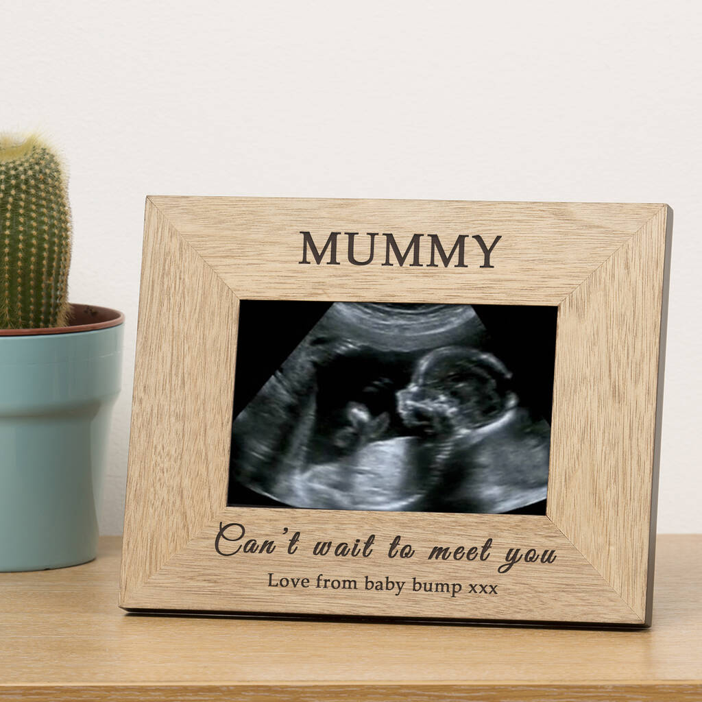 'Can't Wait To Meet You' Baby Scan Wood Picture Frame - detail view