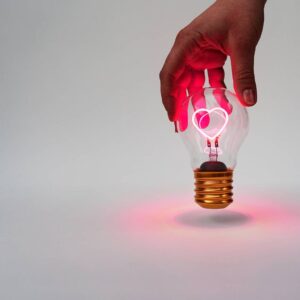 Cordless Edison Heart Lightbulb - main product image