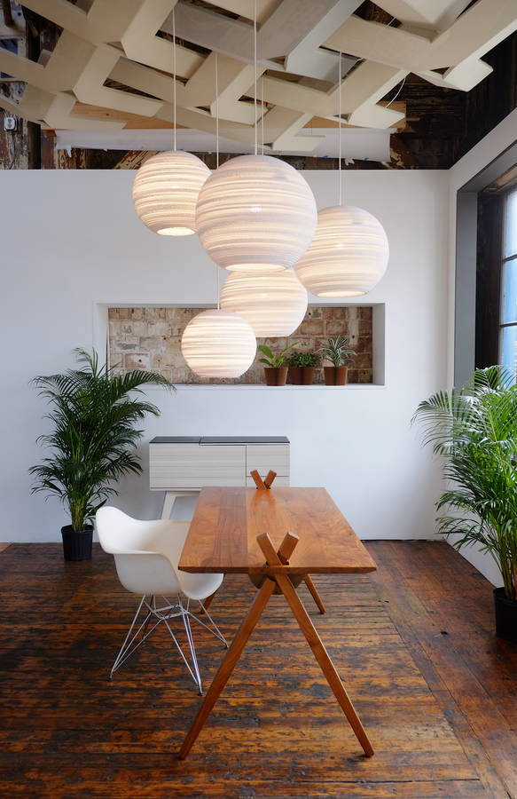 White Moon Scrap Light - close-up detail