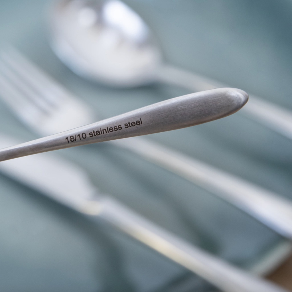 16 Piece Brass Finish Cutlery Set - packaging view