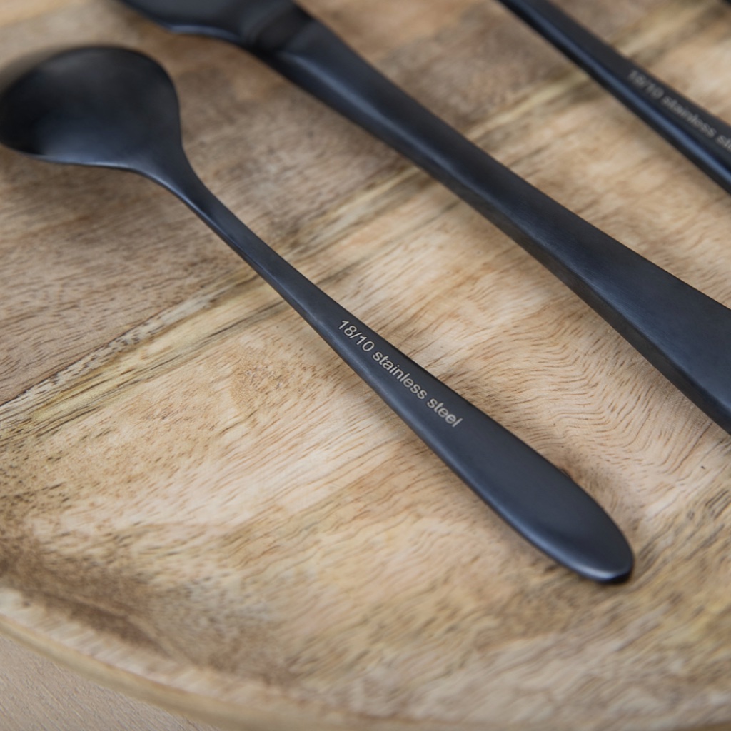 16 Piece Black Finish Cutlery Set - Image 4