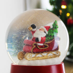 Snow Globes & Ornaments